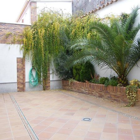 Hostal Dulcinea Esquivias Екстер'єр фото