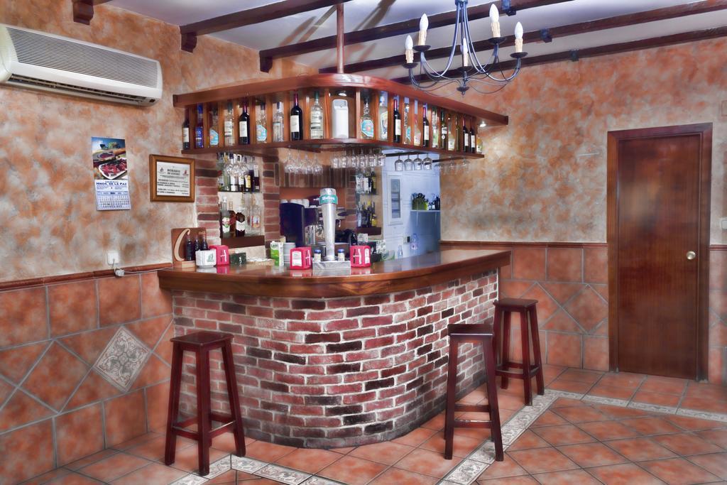 Hostal Dulcinea Esquivias Екстер'єр фото