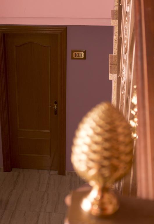 Hostal Dulcinea Esquivias Екстер'єр фото